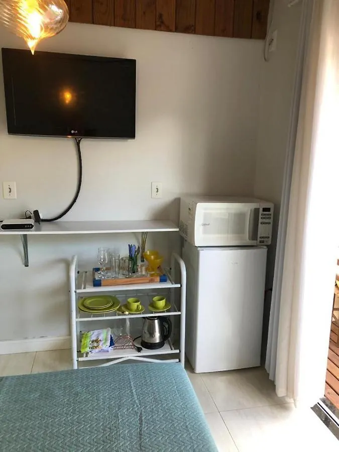 Suite Rua Pescada Amarela ボンビーニャス ホームステイ